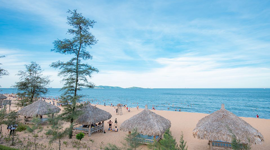 Bãi Đông: Thiên đường biển cả ở Thanh Hóa