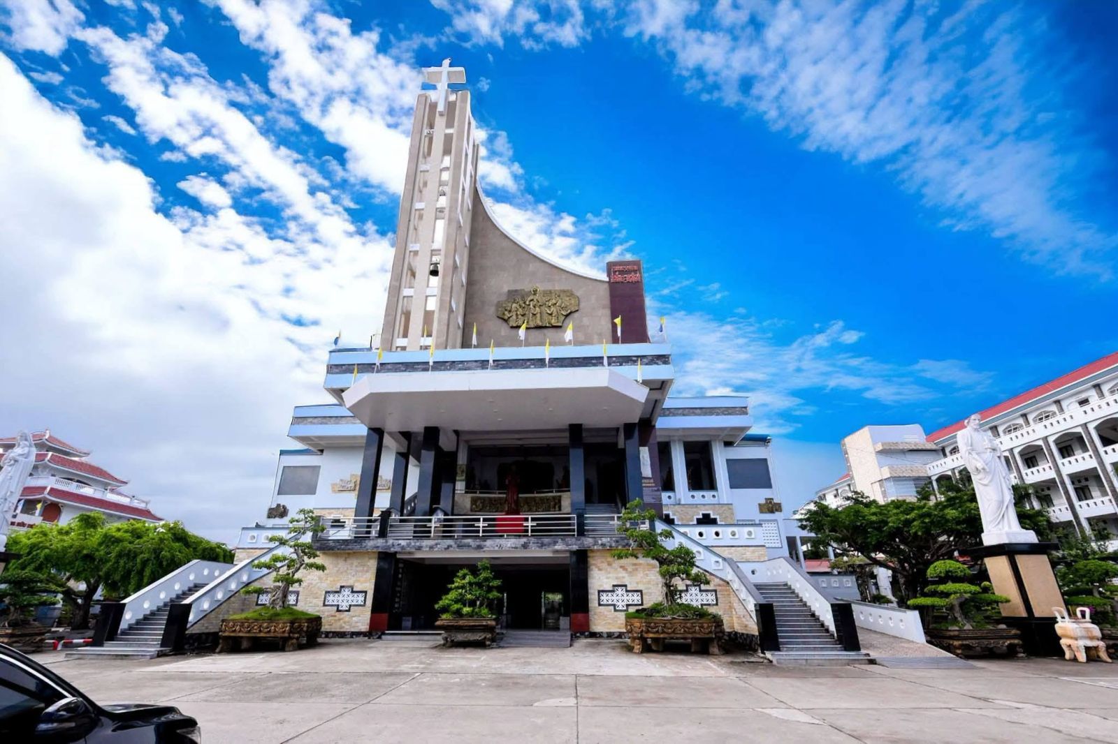 Kinh nghiệm đi hành hương Nhà thờ Tắc Sậy (Cha Diệp) 2 ngày 1 đêm